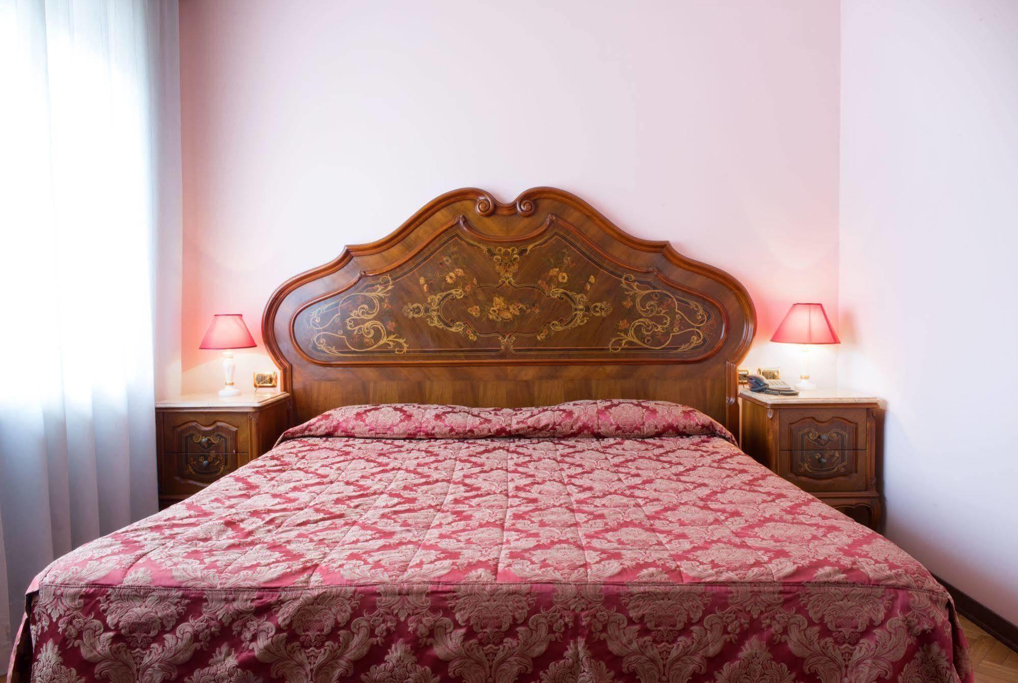 Hotel The Foscarini Mogliano Veneto Esterno foto